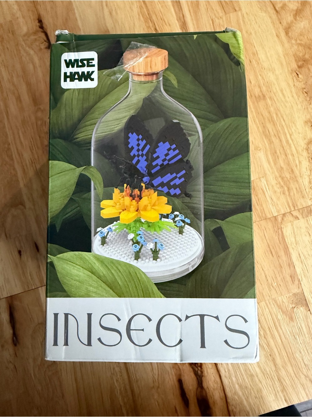 Wise Hawk Insects Building Set - Blue & Yellow Butterfly